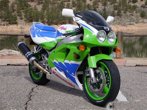 Some scratches on both side panels nothing kawasaki ninja 1989 technical specifications. Kawasaki Ninja Zx-7 Zxr-750 Zx-750 1989-1996 Service ...
