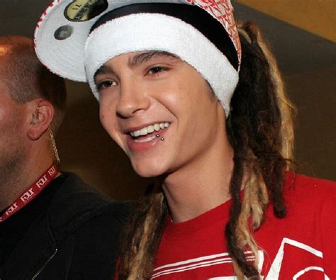 Tom kaulitz is a 31 year old german guitarist. Tom Kaulitz Biography - Facts, Childhood, Family Life of ...