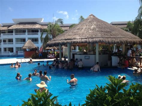 Pool Bar Picture Of Grand Riviera Princess All Suites Resort And Spa Playa Del Carmen Tripadvisor