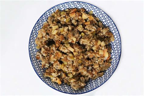 Organic honeycrisp apple by fruitshare. traditional thanksgiving stuffing - inconsistent kitchen