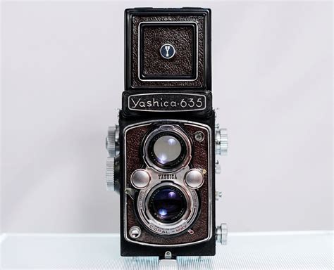 Yashica 635 Tlr 120mm And 35mm Camera With Yashikor 80mm F35 Lens