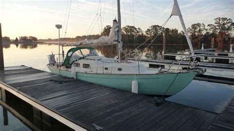 1970 Alberg 30 Sail Boat For Sale Boat Boats For Sale Used Boats