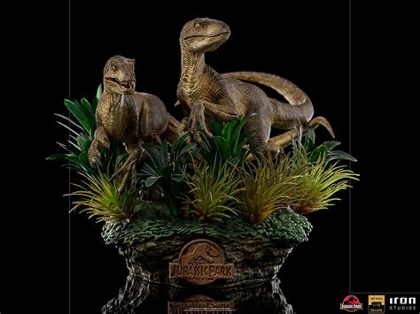 Jurassic Park Velociraptors Lurk In The Bushes With Iron Studios