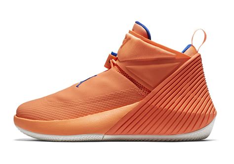 May 20, 2021 · westbrook sat out the last 8 minutes and tossed his shoes to a fan. Russell Westbrook Jordan Signature Shoe 2018 | Sneakernews.com