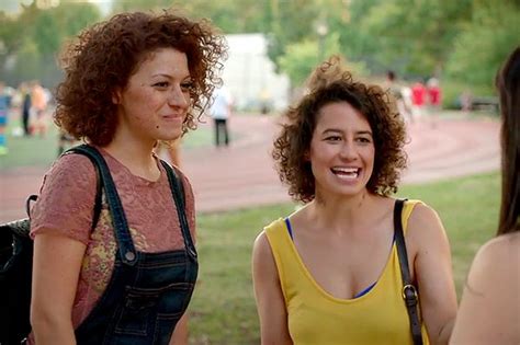 Alia Shawkat On Her Hot Broad City Doppelg Nger Romance It Was One