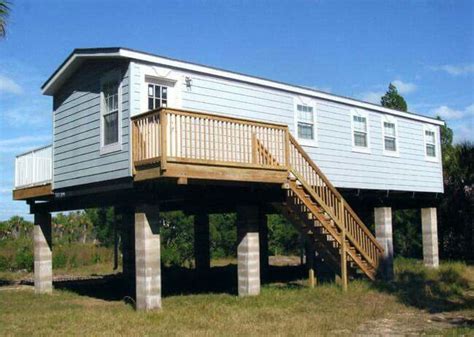 Pin By Rick Smith On Mobile Homes House On Stilts Stilt House Plans