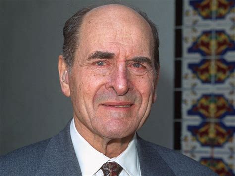 96 Year Old Dr Henry Heimlich Has Used His Own Manoeuvre For The First