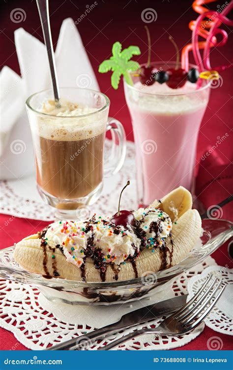 Ice Cream Sundae Banana Split Milkshake And Coctail Stock Photo Image Of Milkshake Cocktail