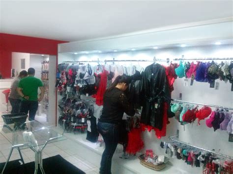 Franquia Oferece Sex Shop Sem Vibrador à Mostra Em Shoppings Por R 40 Mil 15 04 2015 Uol