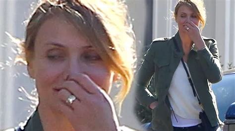 Cameron Diaz Flashes Huge Engagement Ring Again And Twitter Goes Into