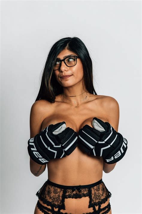 Mia Khalifa Joins Our Sports Podcast To Talk The Next Round Of Nfl