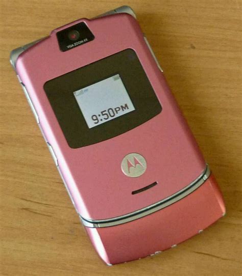 Motorola V3 Razr Pink Flip Mobile Phone In Torquay Devon Gumtree