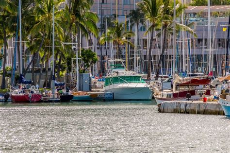 Ala Wai Boat Harbor Foto De Archivo Editorial Imagen De Honolulu