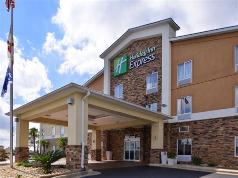 Bewertungen, hotelbilder & top angebote: Hotel Specials for Holiday Inn Express Montgomery - East I-85