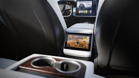 No You Cannot Play Video Games On The Rear Screen Of The New Tesla