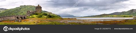 Wide Panorama Eilean Donan Castle Loch Duich Highlands Scotland — Stock