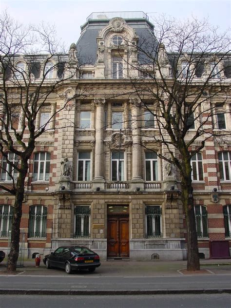 L'esj lille, fondée en 1924, est l'une des premières écoles de formation professionnelle des journalistes en europe. Collège Franklin / Nos équipements - Ville de Lille ...