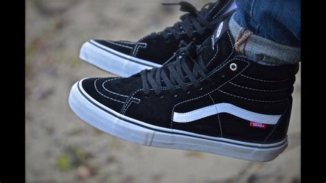 It is the first shoe that will ever be recommended to you if you are entering the world of streetwear because of its the vans sk8 hi is so revered in the streetwear world that countless companies have collaborated with the brand to work on this iconic shoe. How to clean shoes | Vans Sk8 Hi Restoration - YouTube