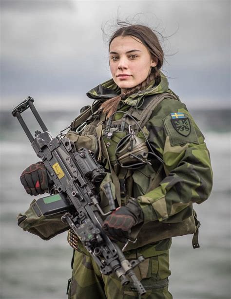 Soldat Från Gotlands Regemente Sveriges Yngsta Och Minsta Förband