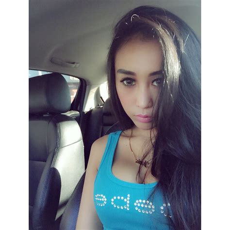 Josie Putri Hot Selfie 2015 Part 2 Zona Artis Lagi