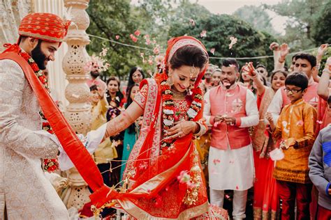 A Traditional Hindu Wedding Ceremony And Its Significance