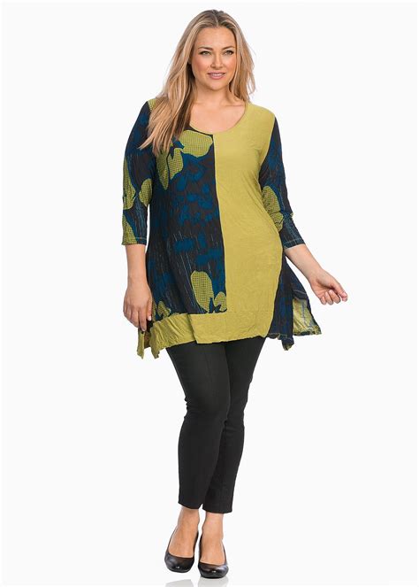Plus Size Clothing Catalog Plus Size Look Books Play To The Gallery