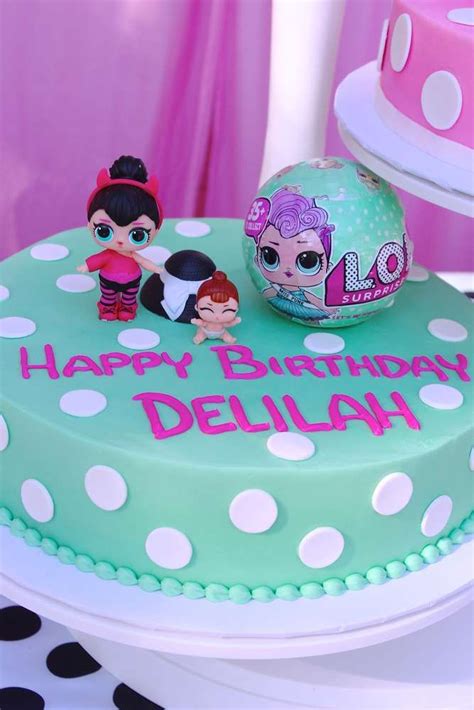 These edible pictures are printed on an actual layer. Delilah's Surprise LOL | CatchMyParty.com | Fiestas de ...