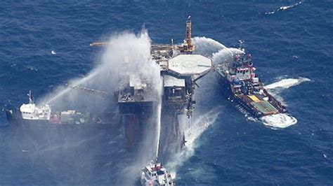 Oil Rig Explodes In Gulf Of Mexico Abc News