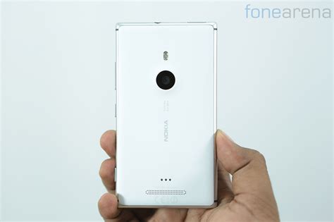 Nokia Lumia 925 Unboxing And First Impressions