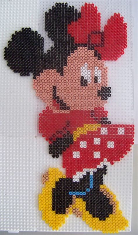 Perles Hama Minnie Les Loisirs De Pat Perler Bead Designs Hama