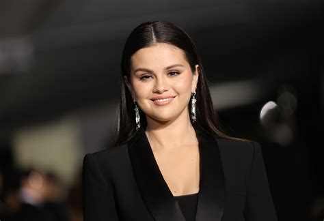 Selena Gomez Reacts To First Golden Globe Nomination Popsugar