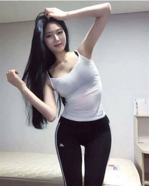 자랑할만한 외모에 몸매 은꼴게시판 앱짱닷컴 ㄱㄷ 2019 yoga pants asian beauty fashion show ballet skirt