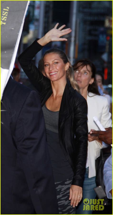 gisele bundchen shows off epic dance moves for fallon photo 3189565 gisele bundchen jimmy