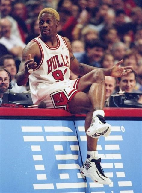 Simply Basketball Dennis Rodman Nba Pictures Michael Jordan Basketball