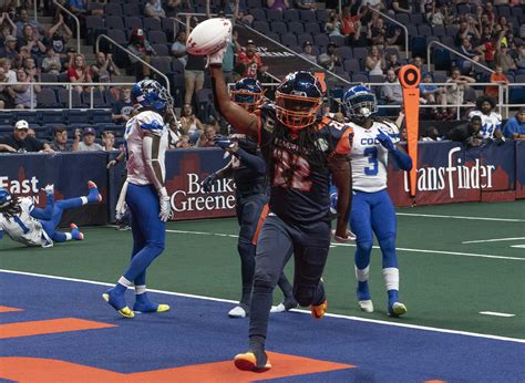 national arena league players fans meh on rules for two way play