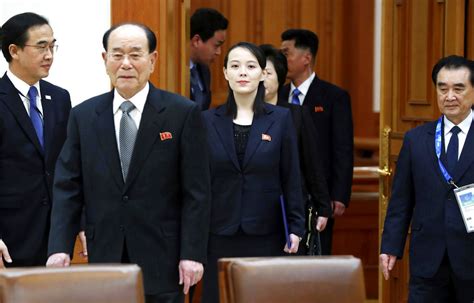 North Koreas Kim Jong Un Has Invited South Koreas Moon Jae In To