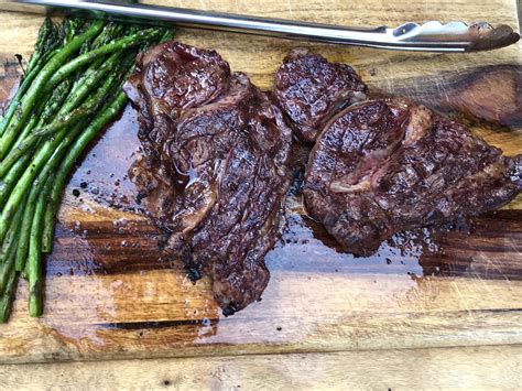 Bruce cole at saute wednesday has a quick tips on how to cook a steak. Grilled a couple chuck eye steaks for the first time ...