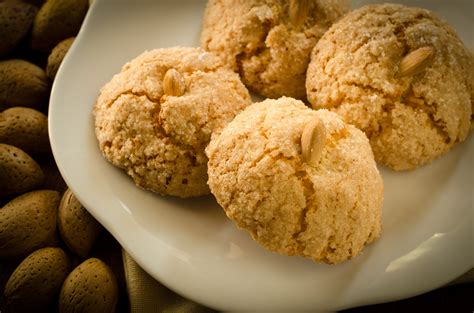 Biscotti con farina di mandorle: la ricetta per preparare i biscotti