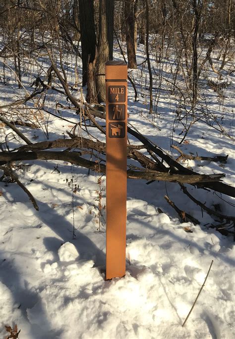 Trail Marker Posts Vacker Sign