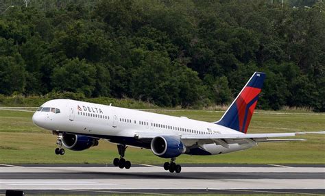 Strangers Caught In A Sex Act On Delta Flight Could Face Free