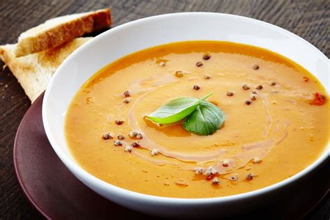 Leckere Suppen für kalte Tage — Besser Gesund Leben