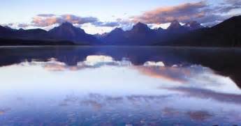 The Nicest Pictures Pebble Shore Lake In Glacier National