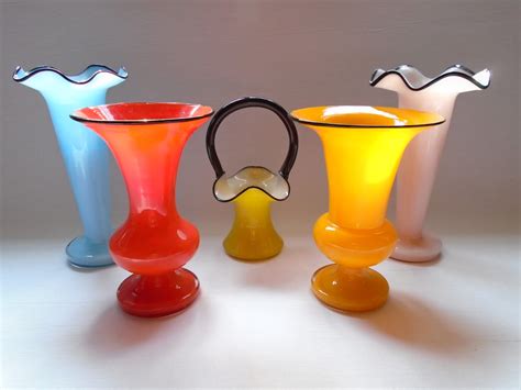 Czech Art Deco Welz Tango Glass Vase Collectors Weekly