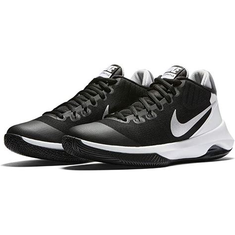Nike Nike Womens Air Versatile Basketball Shoe Blackwhite 55 Bm