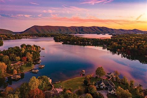 The Top 24 Lakes In The Blue Ridge Mountains Blue Ridge Country
