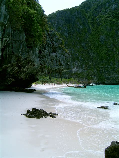Bestandmaya Beach Phi Phi Leh Wikipedia