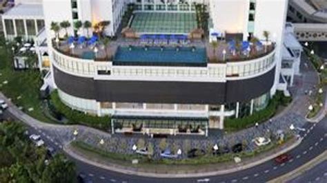 Royale chulan the curve has a restaurant on site. Hotel Royale Chulan Damansara - 4 HRS star hotel in ...