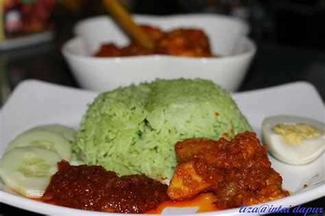 Pada asalnya nasi lemak dimakan hanya pada waktu. INTAI DAPUR: Nasi Lemak Hijau dan Ayam Goreng Serai.....