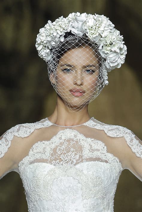 pronovias fashion show 2014 bridal collections first love tocados de novia vestidos de