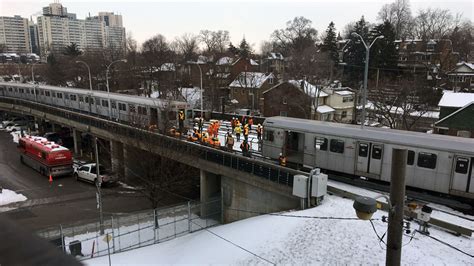 Subway Service Resumes On Line 2 After Train Partially Derails At Keele